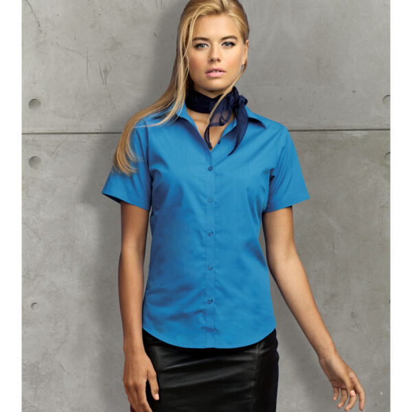 Women's Poplin Bar & Restaurant Shirt - Short Sleeve - Image 2